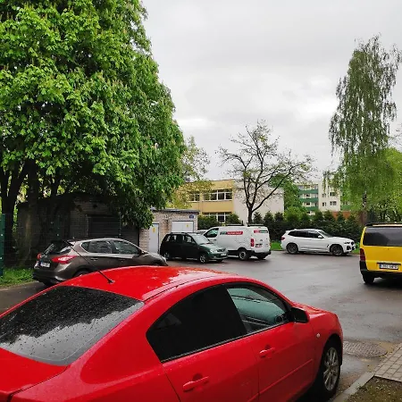 Korter Jakobi Guest *