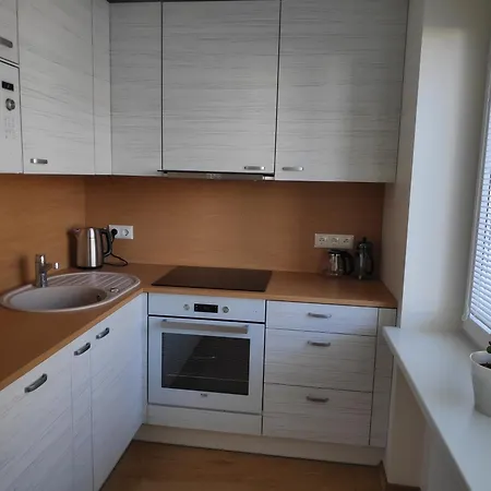 Jakobi Guest Apartamento *